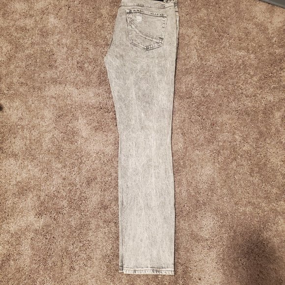 Empyre Skinny Jeans - Light Grey - Distressed Style - SZ 32 - Barely Worn - Picture 2 of 5